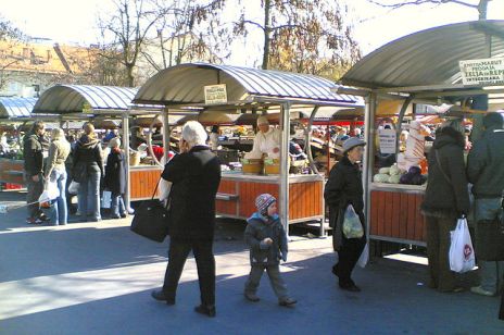 En av många marknader i Ljubljana